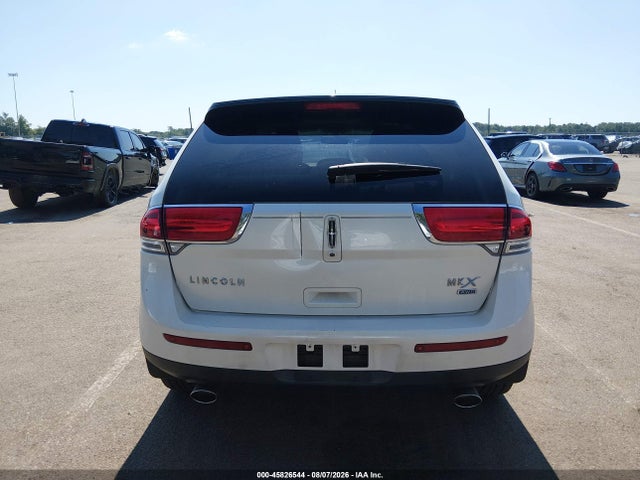 45826544 :رقم المزاد ، 2LMDJ8JK5FBL23657 vin ، 2015 Lincoln Mkx مزاد بيع