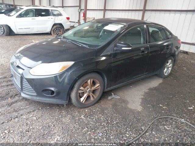 Ford FOCUS SE 2014 1FADP3F20EL166750 Image 2