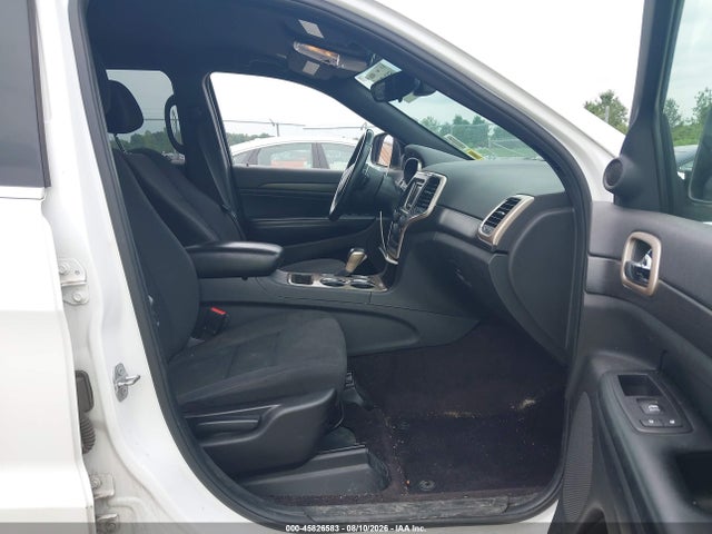 45826583 :رقم المزاد ، 1C4RJFAG8HC660204 vin ، 2017 Jeep Grand Cherokee Laredo مزاد بيع