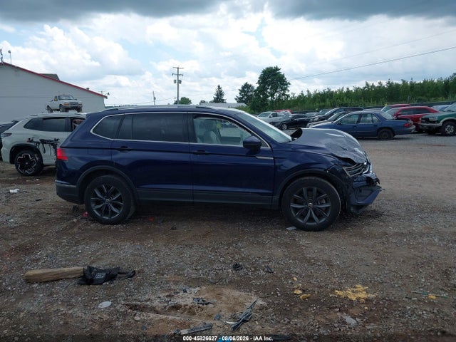 Продажа на аукционе авто 2022 Volkswagen Tiguan 2.0t Se, vin: 3VV2B7AX3NM066099, номер лота: 45826627