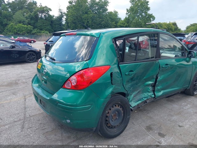 45826664 :رقم المزاد ، 3N1BC1CP8BL428826 vin ، 2011 Nissan Versa 1.8s مزاد بيع