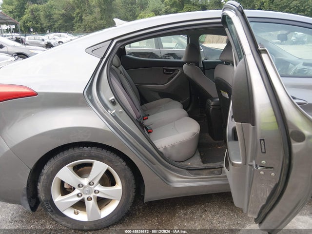 Продажа на аукционе авто 2013 Hyundai Elantra Gls, vin: 5NPDH4AEXDH432504, номер лота: 45826672