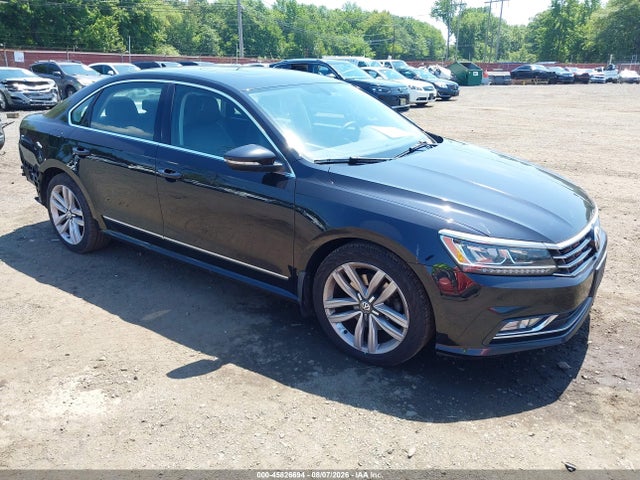 2017 Volkswagen Passat 1.8t Se მანქანა იყიდება აუქციონზე, vin: 1VWGT7A37HC079990, აუქციონის ნომერი: 45826694