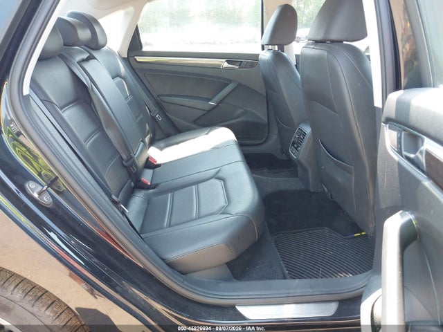 45826694 :رقم المزاد ، 1VWGT7A37HC079990 vin ، 2017 Volkswagen Passat 1.8t Se مزاد بيع