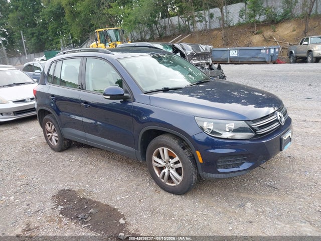 2016 Volkswagen Tiguan S მანქანა იყიდება აუქციონზე, vin: WVGBV7AX1GW588928, აუქციონის ნომერი: 45826737
