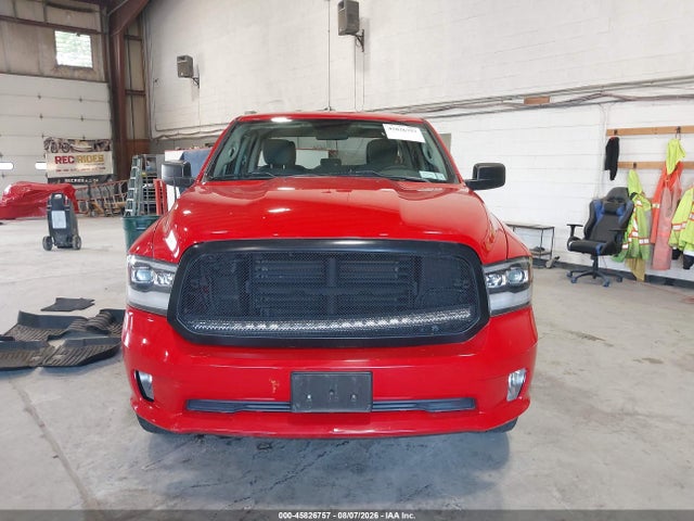 45826757 :رقم المزاد ، 1C6RR7FG4KS577705 vin ، 2019 Ram 1500 Classic Express  4x4 6'4 Box مزاد بيع