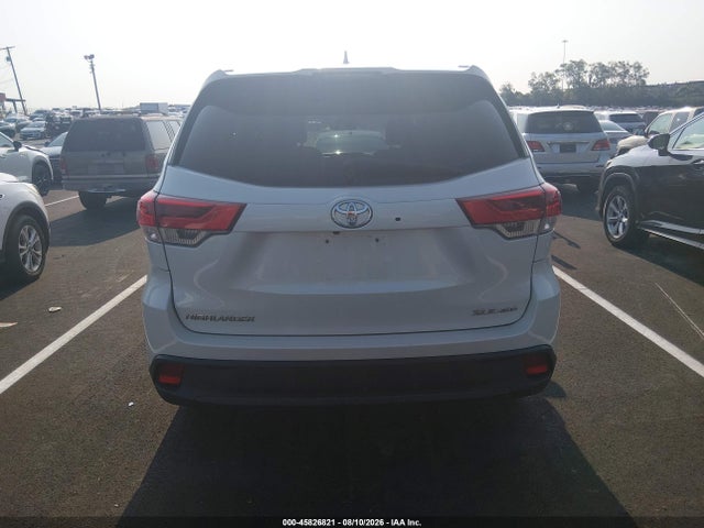 Toyota Highlander Xle 2017 5TDJZRFH0HS394796 Image 16