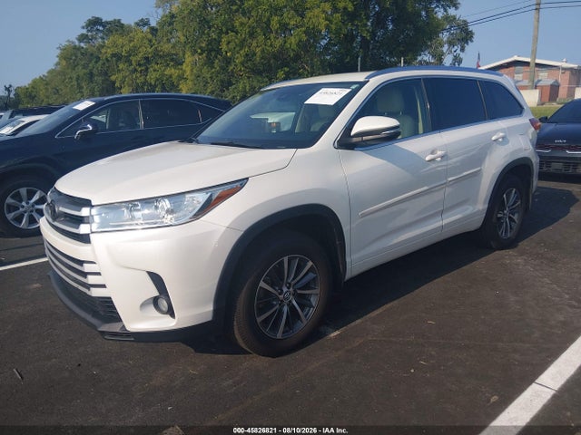 Toyota Highlander Xle 2017 5TDJZRFH0HS394796 Image 2