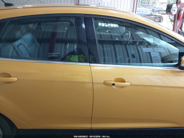 2012 Ford Focus Titanium მანქანა იყიდება აუქციონზე, vin: 1FAHP3N23CL111046, აუქციონის ნომერი: 45826832
