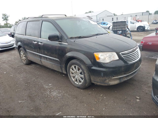 45826852 :رقم المزاد ، 2C4RC1BG5FR514309 vin ، 2015 Chrysler Town & Country Touring مزاد بيع