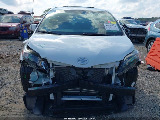 45826862 :رقم المزاد ، 5TDXK3DC5ES437169 vin ، 2014 Toyota Sienna Se 8 Passenger مزاد بيع