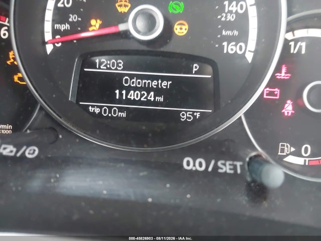 2013 Volkswagen Beetle 2.0l Tdi მანქანა იყიდება აუქციონზე, vin: 3VW5L7AT8DM816257, აუქციონის ნომერი: 45826903