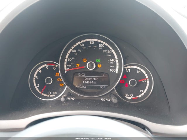 2013 Volkswagen Beetle 2.0l Tdi მანქანა იყიდება აუქციონზე, vin: 3VW5L7AT8DM816257, აუქციონის ნომერი: 45826903