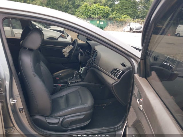 2018 Hyundai Elantra Limited მანქანა იყიდება აუქციონზე, vin: KMHD84LF1JU442874, აუქციონის ნომერი: 45826941