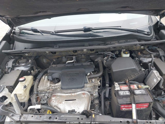Toyota RAV4 LE 2016 JTMBFREV8GJ079762 Image 10