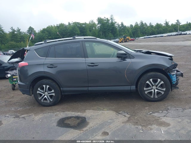 Toyota RAV4 LE 2016 JTMBFREV8GJ079762 Image 14