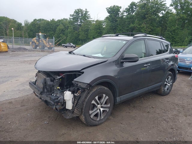 Toyota RAV4 LE 2016 JTMBFREV8GJ079762 Image 2