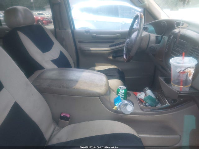 2000 Lincoln Navigator მანქანა იყიდება აუქციონზე, vin: 5LMEU27A9YLJ31175, აუქციონის ნომერი: 45827033