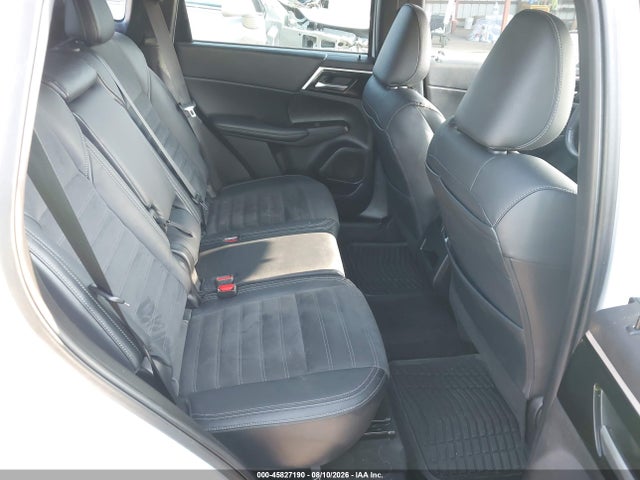 Aukcja sprzedaży 2023 Mitsubishi Outlander Se 2.5 2wd/se Black Edition 2wd/se Special Edition 2wd, vin: JA4J3UA85PZ050139, numer aukcji: 45827190