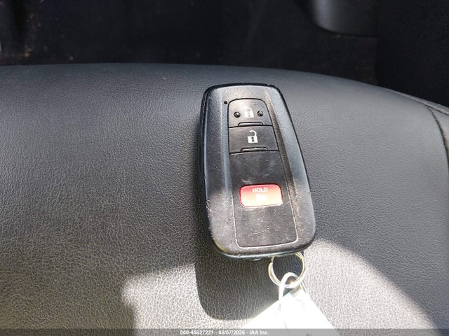 Toyota Prius Three Touring 2017 JTDKARFU3H3045898 Image 11