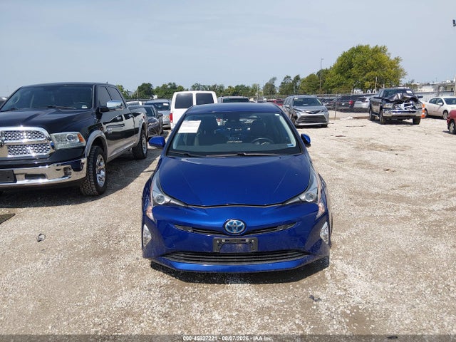Toyota Prius Three Touring 2017 JTDKARFU3H3045898 Image 12