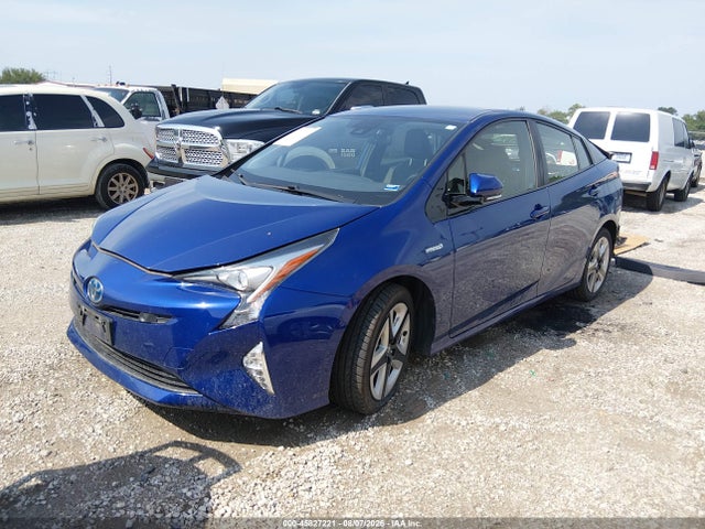 Toyota Prius Three Touring 2017 JTDKARFU3H3045898 Image 2