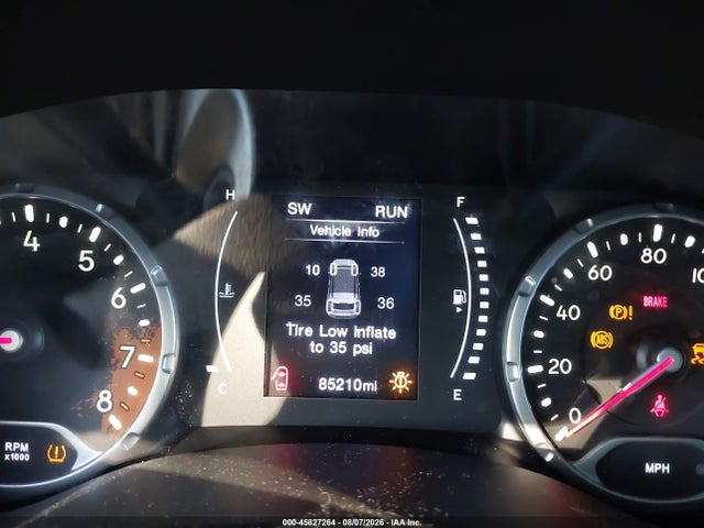 45827264 :رقم المزاد ، ZACCJBAH7JPH36911 vin ، 2018 Jeep Renegade Sport 4x4 مزاد بيع