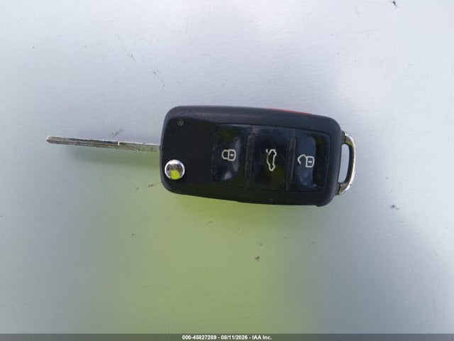 45827289 :رقم المزاد ، 3VWJ17AT0EM663587 vin ، 2014 Volkswagen Beetle 1.8t مزاد بيع