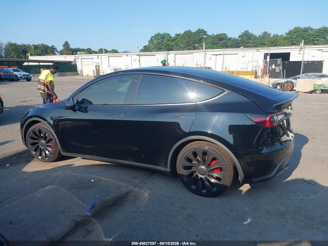 45827297 :رقم المزاد ، 7SAYGDEF5NF544282 vin ، 2022 Tesla Model Y Performance Dual Motor All-wheel Drive مزاد بيع