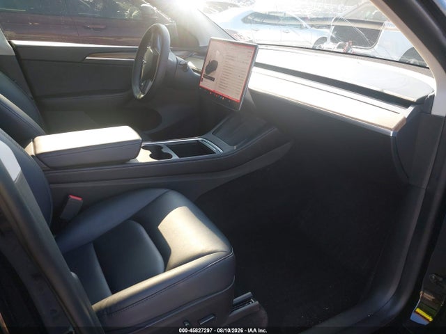 45827297 :رقم المزاد ، 7SAYGDEF5NF544282 vin ، 2022 Tesla Model Y Performance Dual Motor All-wheel Drive مزاد بيع