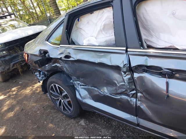 2026 Volkswagen Jetta Se მანქანა იყიდება აუქციონზე, vin: 3VW7W7BU0TM071008, აუქციონის ნომერი: 45827323
