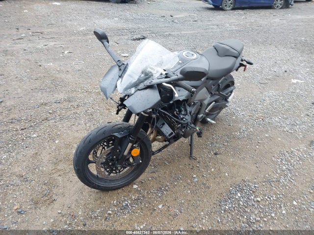 Продажа на аукционе авто 2025 Triumph Motorcycle Daytona 660, vin: SMTL23UFXSTBU8394, номер лота: 45827342