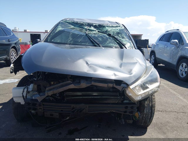 45827434 :رقم المزاد ، 3N1CP5BV4LL550651 vin ، 2020 Nissan Kicks S Xtronic Cvt مزاد بيع