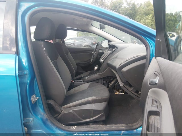 45827439 :رقم المزاد ، 1FADP3F26DL334437 vin ، 2013 Ford Focus Se مزاد بيع
