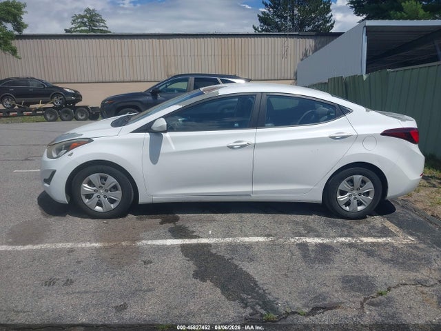 Hyundai ELANTRA SE 2016 5NPDH4AE8GH681761 Image 16