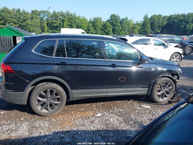 2022 Volkswagen Tiguan 2.0t Se მანქანა იყიდება აუქციონზე, vin: 3VV2B7AX7NM039617, აუქციონის ნომერი: 45827494