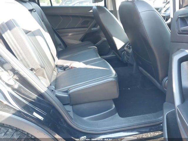 2022 Volkswagen Tiguan 2.0t Se მანქანა იყიდება აუქციონზე, vin: 3VV2B7AX7NM039617, აუქციონის ნომერი: 45827494