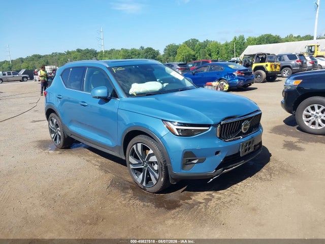 Продажа на аукционе авто 2024 Volvo Xc40 B5 Ultimate Bright Theme, vin: YV4L12UF5R2320305, номер лота: 45827518