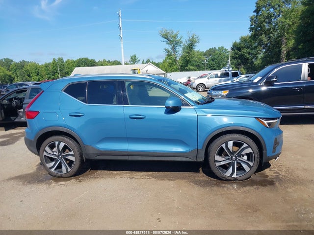 Продажа на аукционе авто 2024 Volvo Xc40 B5 Ultimate Bright Theme, vin: YV4L12UF5R2320305, номер лота: 45827518