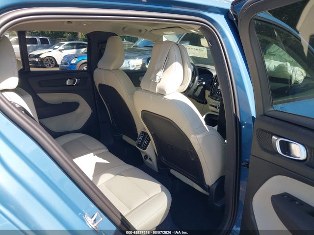 Продажа на аукционе авто 2024 Volvo Xc40 B5 Ultimate Bright Theme, vin: YV4L12UF5R2320305, номер лота: 45827518