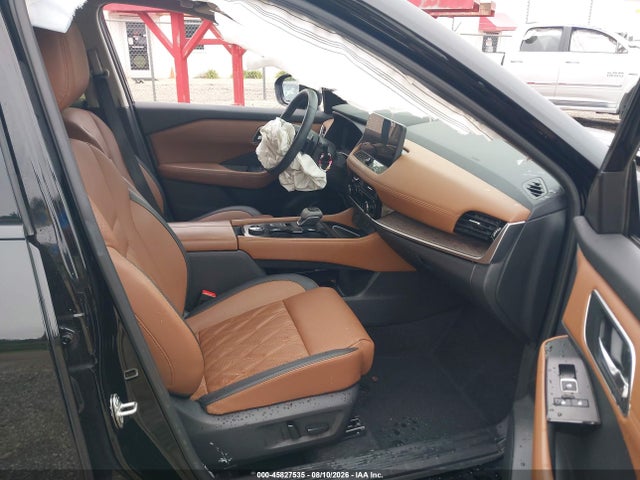 2025 Nissan Rogue Platinum Intelligent Awd მანქანა იყიდება აუქციონზე, vin: JN8BT3DD7SW300587, აუქციონის ნომერი: 45827535