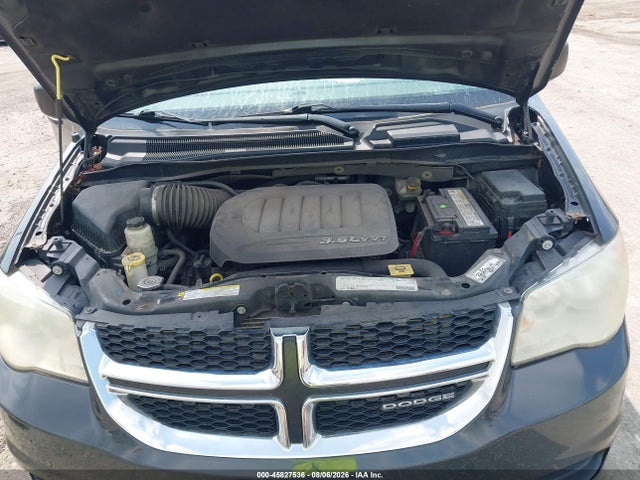 45827536 :رقم المزاد ، 2D4RN4DG4BR696638 vin ، 2011 Dodge Grand Caravan Express مزاد بيع