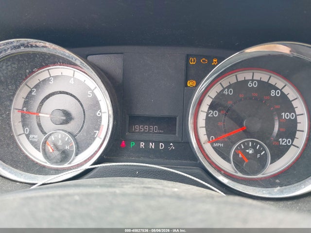 45827536 :رقم المزاد ، 2D4RN4DG4BR696638 vin ، 2011 Dodge Grand Caravan Express مزاد بيع