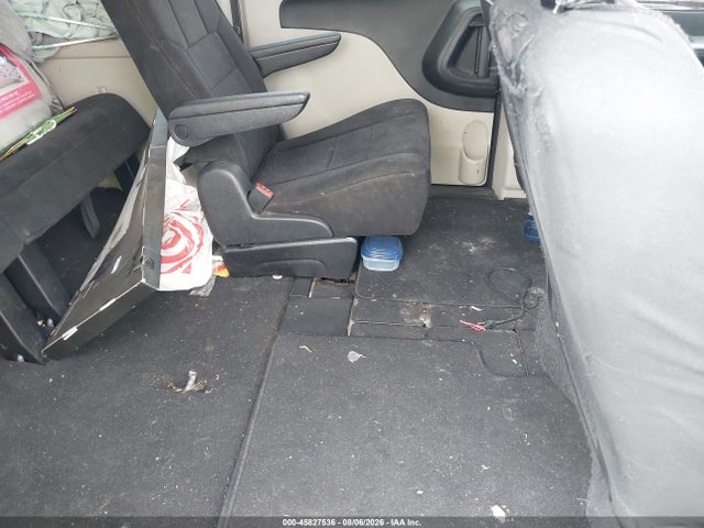 45827536 :رقم المزاد ، 2D4RN4DG4BR696638 vin ، 2011 Dodge Grand Caravan Express مزاد بيع
