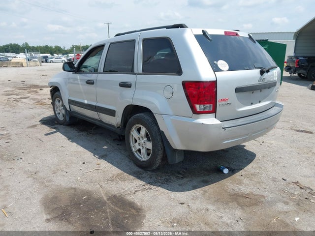 2005 Jeep Grand Cherokee Laredo მანქანა იყიდება აუქციონზე, vin: 1J4GR48K15C564600, აუქციონის ნომერი: 45827552