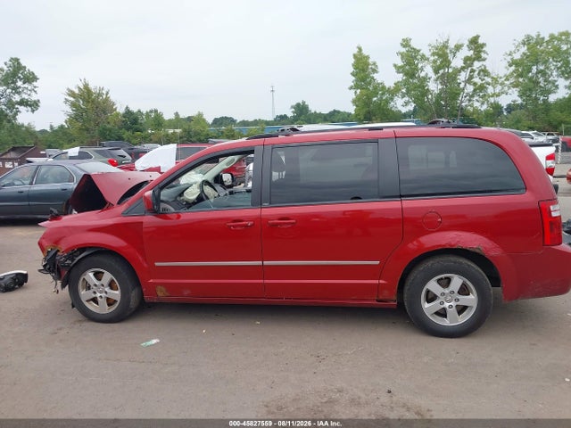 Продажа на аукционе авто 2010 Dodge Grand Caravan Sxt, vin: 2D4RN5D12AR101575, номер лота: 45827559