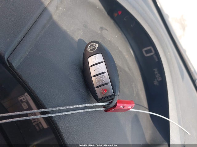 1N4AZ0CP5FC322875 Nissan LEAF SV