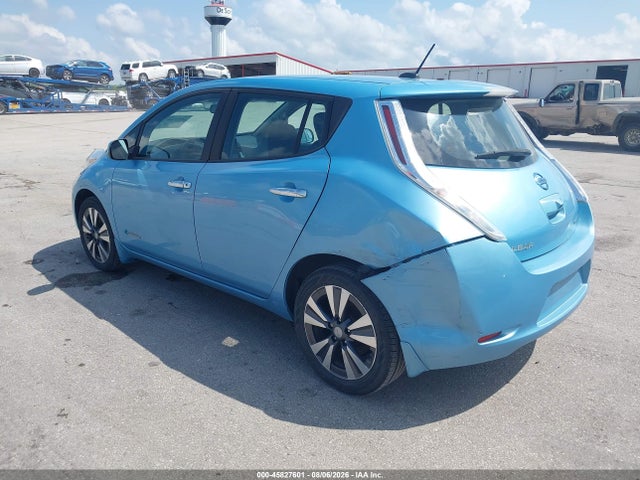 1N4AZ0CP5FC322875 Nissan LEAF SV