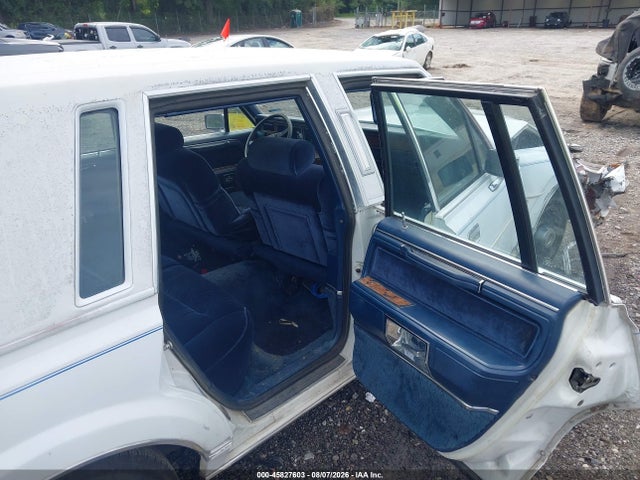 Продажа на аукционе авто 1985 Lincoln Town Car, vin: 1LNBP96F4Y759678, номер лота: 45827603