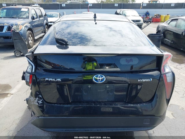 Toyota Prius Three 2016 JTDKARFU0G3520874 Image 16